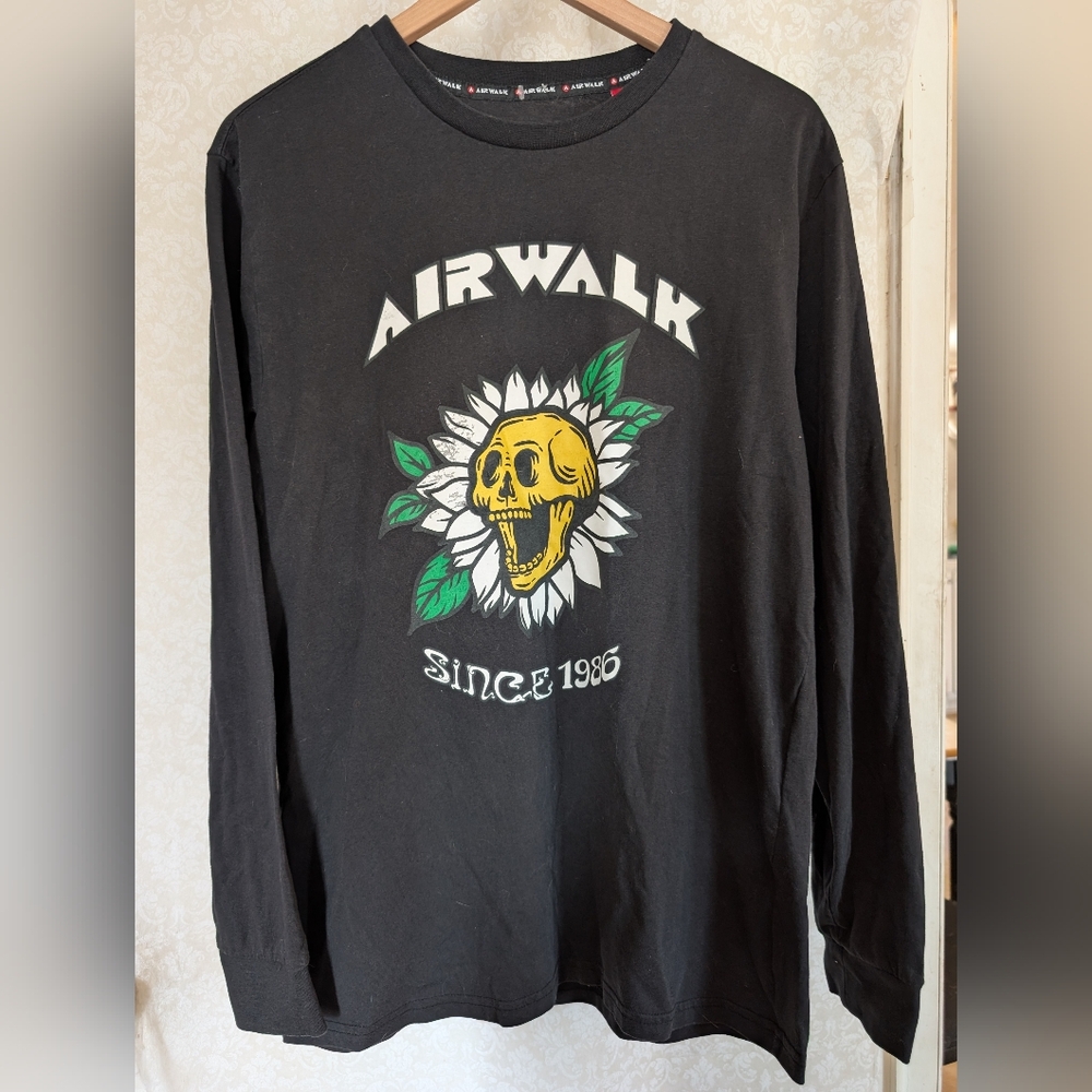 Nike AIRWALK Long‎ Sleeve T-Shirt. Sz. Medium Black